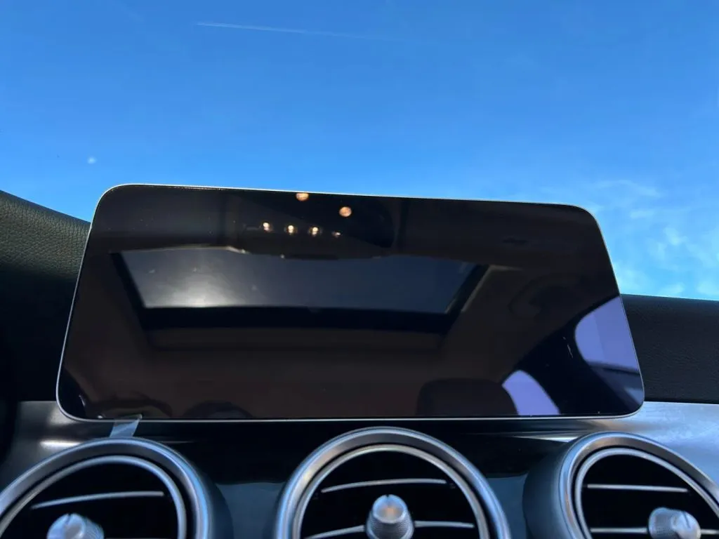 Mercedes-Benz C-Class photo 21