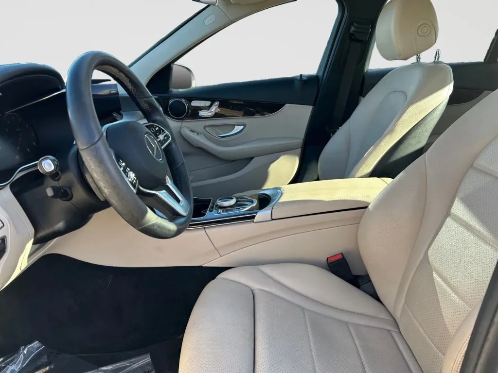 Mercedes-Benz C-Class photo 10