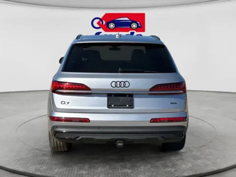 More photos of 2021 Audi Q7 55 TFSI Premium Plus Sport Utility 4D at Lunde Auto Sales - Wadena, MN