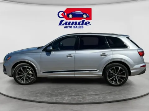Photos of 2021 Audi Q7 55 TFSI Premium Plus Sport Utility 4D for sale in Wadena, MN at Lunde Auto Sales - Wadena
