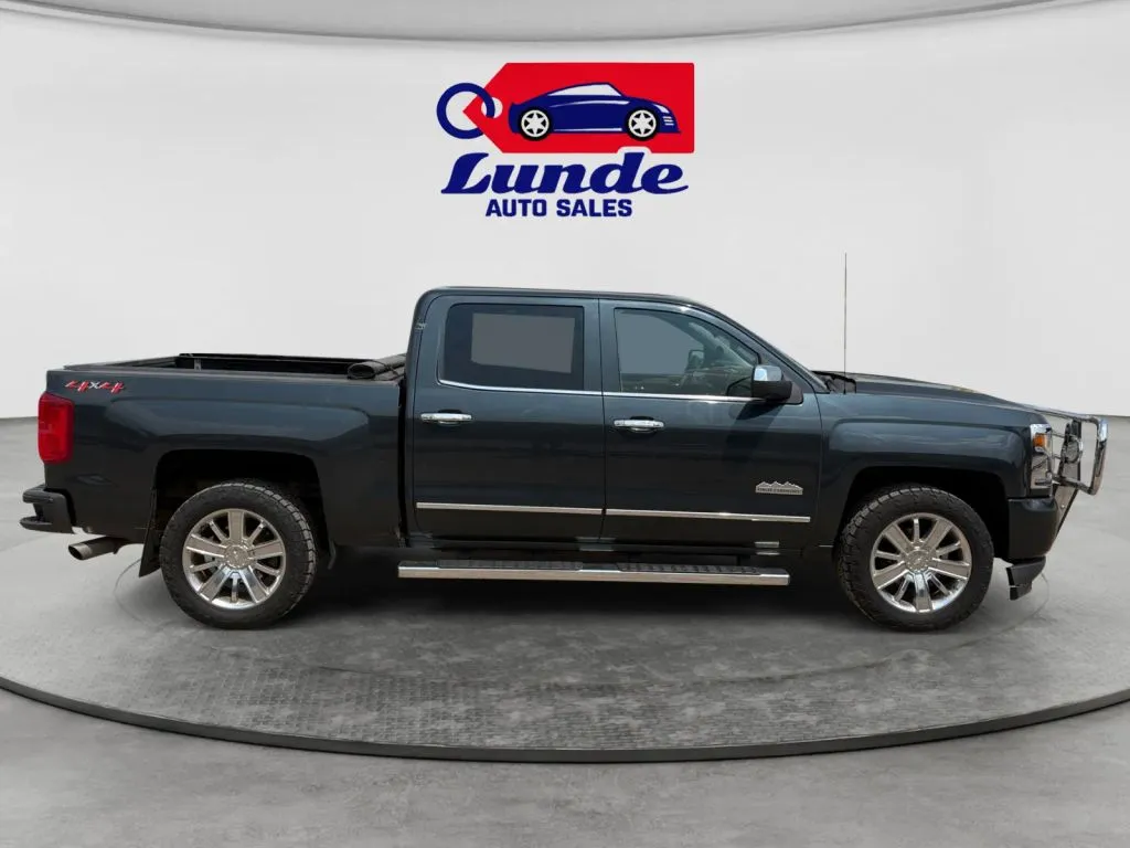 Chevrolet Silverado photo 6