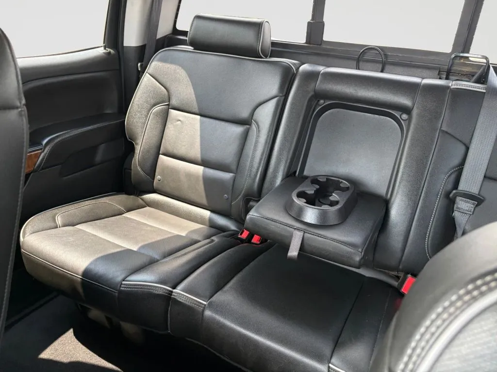 Chevrolet Silverado photo 13