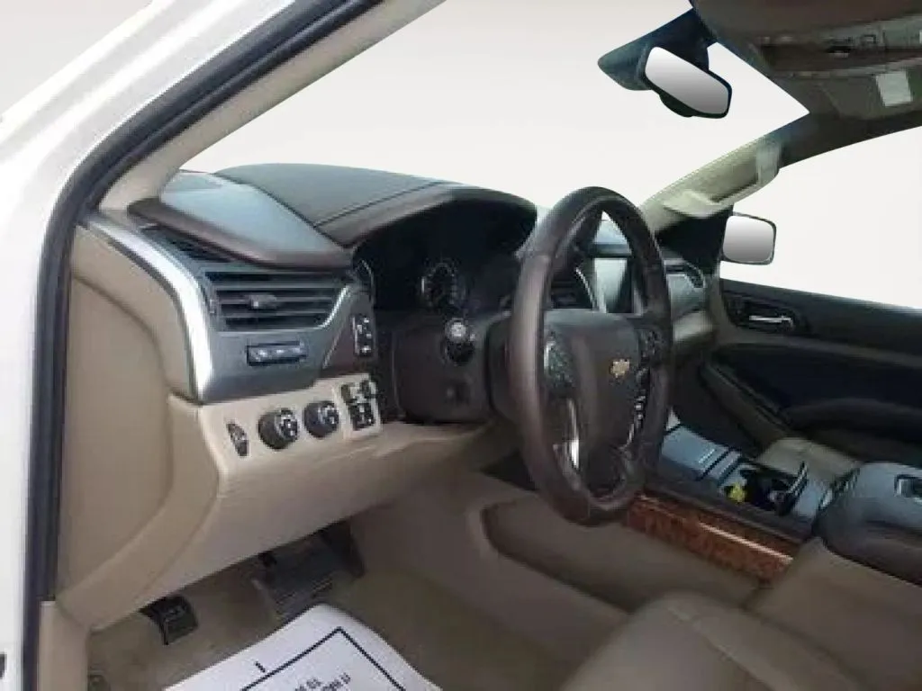 Chevrolet Tahoe photo 8