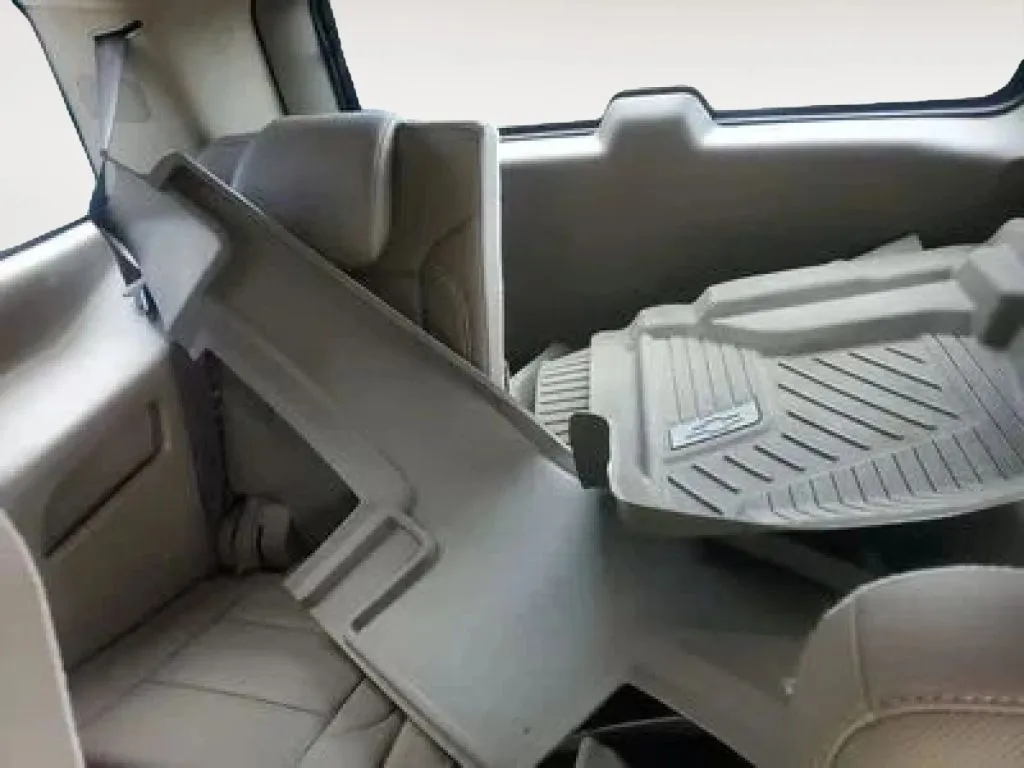 Chevrolet Tahoe photo 12