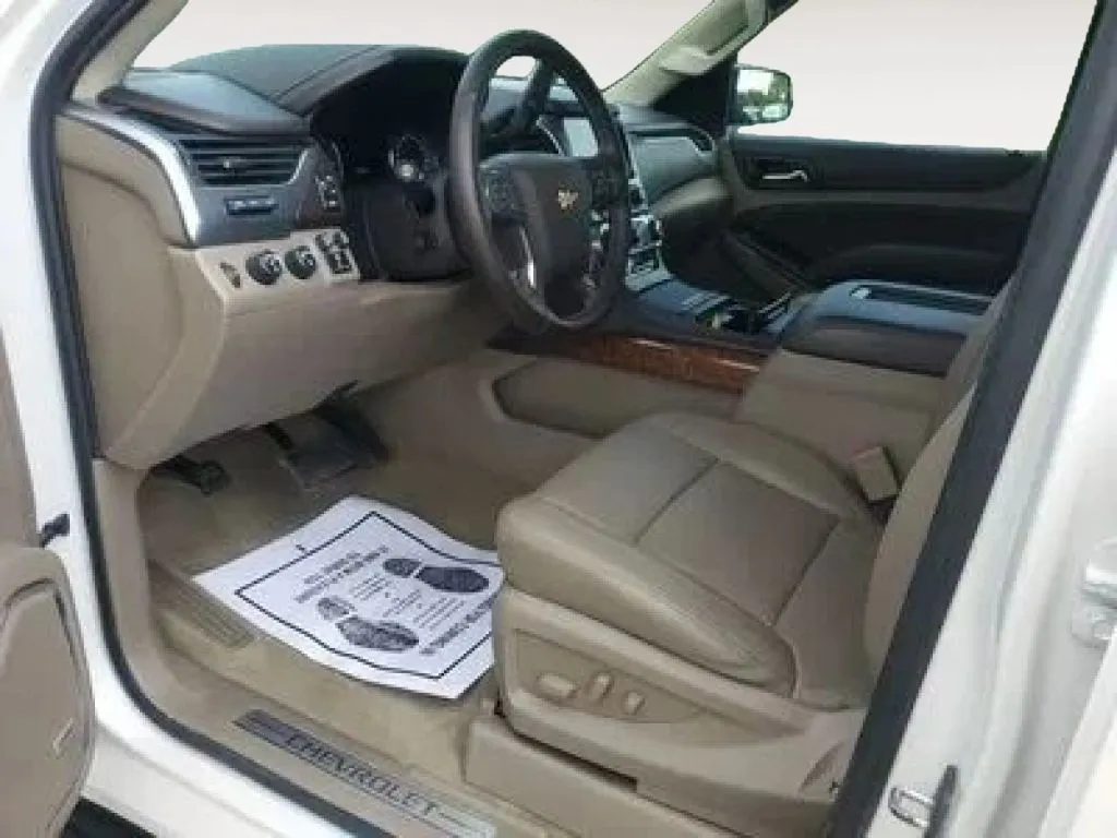Chevrolet Tahoe photo 9