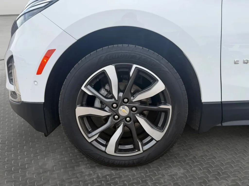 Chevrolet Equinox photo 8