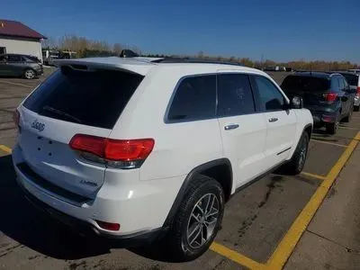 Another view of 2018 Jeep Grand Cherokee Limited Sport Utility 4D for sale in Wadena, MN at Lunde Auto Sales - Wadena