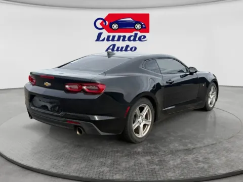 More photos of 2019 Chevrolet Camaro LT Coupe 2D at Lunde Auto Sales - Wadena, MN