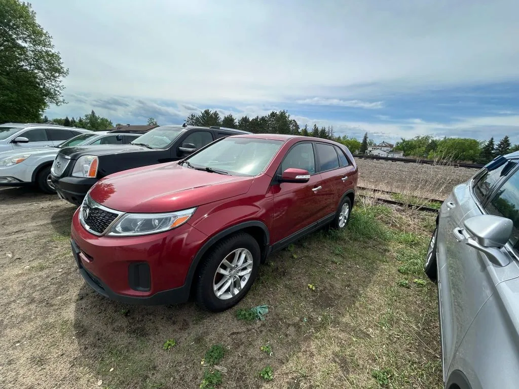 2015 Kia Sorento - Image 1