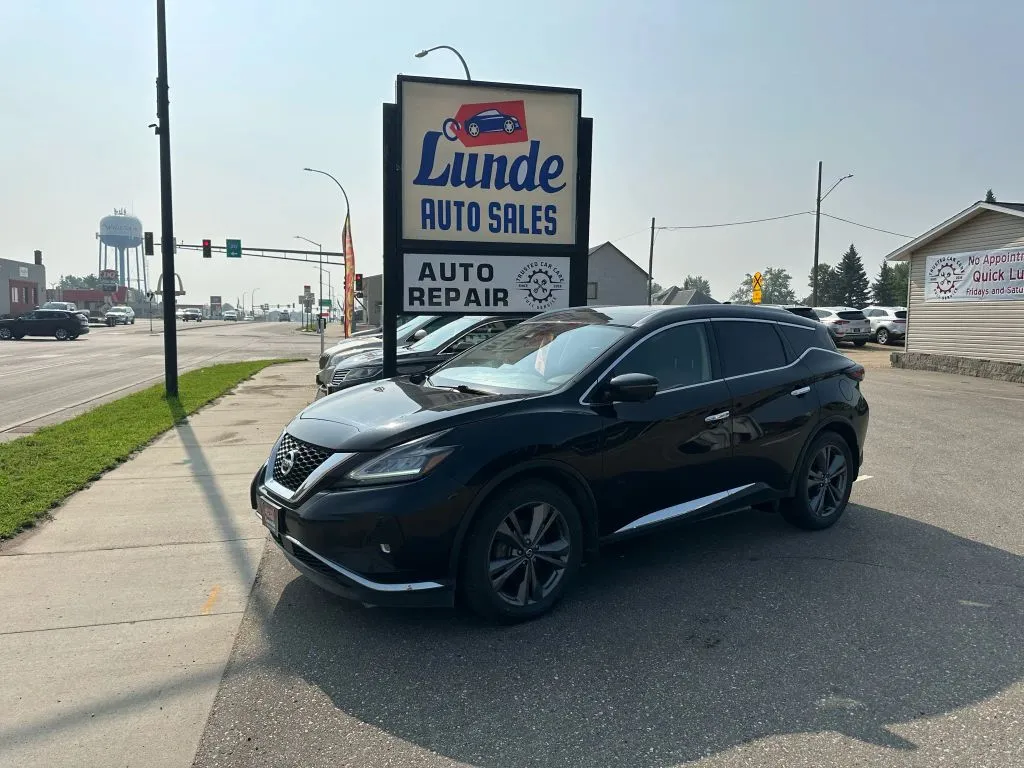 Black 2019 Nissan Murano Platinum Sport Utility 4D for sale in Wadena, MN