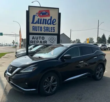 Photos of 2019 Nissan Murano Platinum Sport Utility 4D for sale in Wadena, MN at Lunde Auto Sales
