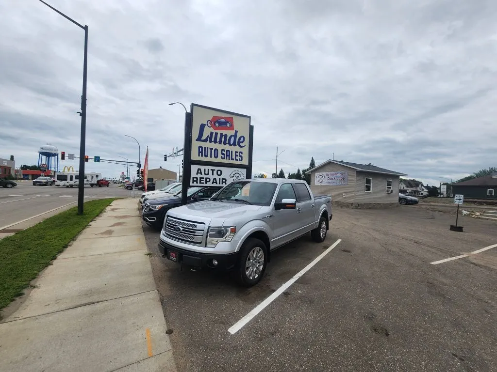 Silver 2013 Ford F-150 SuperCrew Cab Platinum Pickup 4D 5 1/2 ft for sale in Wadena, MN