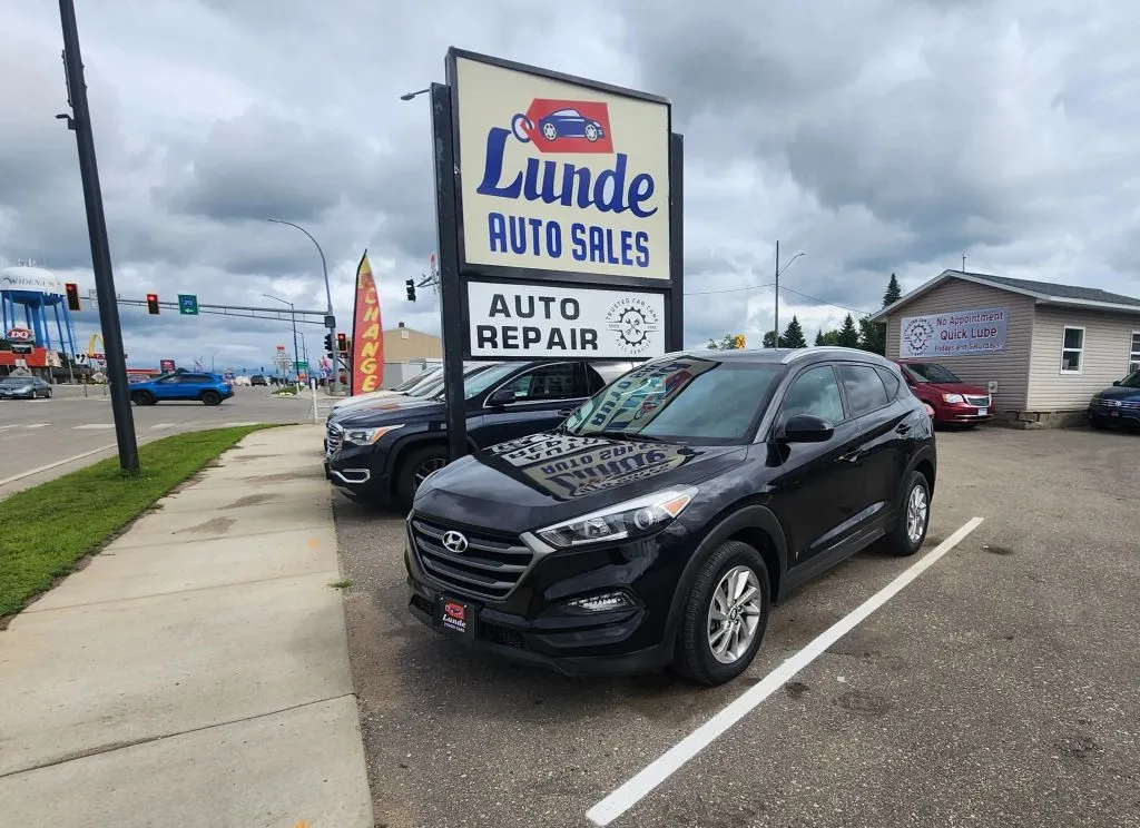 Black 2016 Hyundai Tucson SE Sport Utility 4D for sale in Wadena, MN