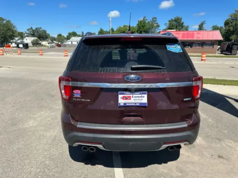 More photos of 2019 Ford Explorer Platinum Sport Utility 4D at Lunde Auto Sales, MN