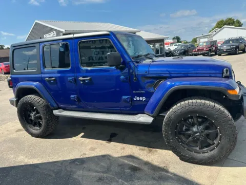 More photos of 2019 Jeep Wrangler Unlimited Sahara Sport Utility 4D at Lunde Auto Sales, MN