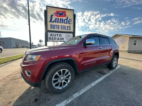 Red 2015 Jeep Grand Cherokee Limited Sport Utility 4D for sale in Wadena, MN