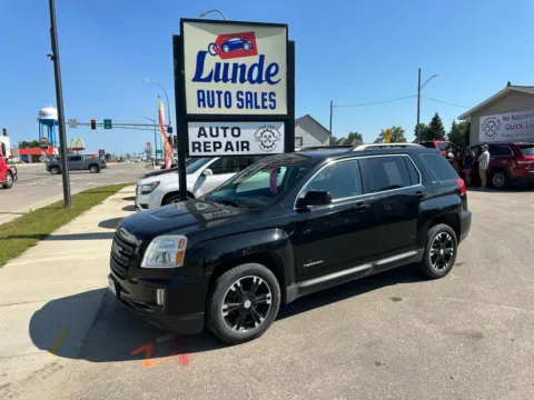 Black 2017 GMC Terrain SLT Sport Utility 4D for sale in Wadena, MN