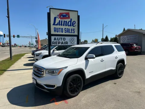 White 2018 GMC Acadia SLT-1 Sport Utility 4D for sale in Wadena, MN