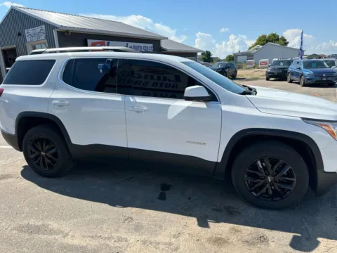 More photos of 2018 GMC Acadia SLT-1 Sport Utility 4D at Lunde Auto Sales, MN