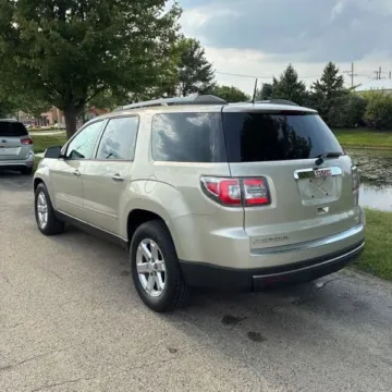 More photos of 2014 GMC Acadia SLE-2 Sport Utility 4D at Lunde Auto Sales, MN
