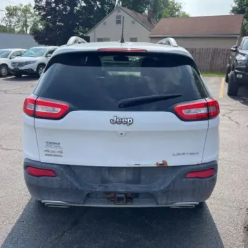 More photos of 2015 Jeep Cherokee Limited Sport Utility 4D at Lunde Auto Sales, MN