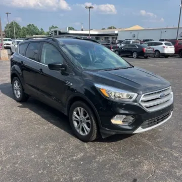 More photos of 2017 Ford Escape SE Sport Utility 4D at Lunde Auto Sales, MN