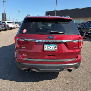 More photos of 2018 Ford Explorer XLT Sport Utility 4D at Lunde Auto Sales, MN