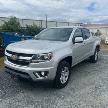 Silver 2016 Chevrolet Colorado Crew Cab LT Pickup 4D 5 ft for sale in Wadena, MN