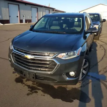 Gray 2018 Chevrolet Traverse LT Sport Utility 4D for sale in Wadena, MN