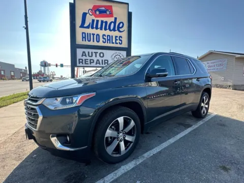 Gray 2018 Chevrolet Traverse LT Sport Utility 4D for sale in Wadena, MN