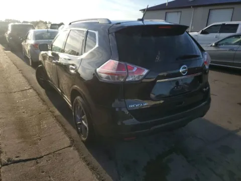 More photos of 2016 Nissan Rogue SL Sport Utility 4D at Lunde Auto Sales, MN