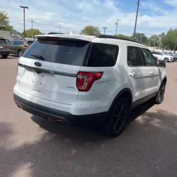 Photos of 2017 Ford Explorer XLT Sport Utility 4D for sale in Wadena, MN at Lunde Auto Sales