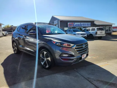 Photos of 2016 Hyundai Tucson Limited Sport Utility 4D for sale in Wadena, MN at Lunde Auto Sales