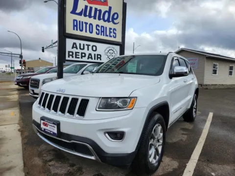 White 2015 Jeep Grand Cherokee Limited Sport Utility 4D for sale in Wadena, MN