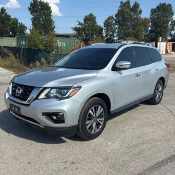 Silver 2020 Nissan Pathfinder SL Sport Utility 4D for sale in Wadena, MN