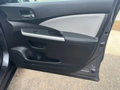 More photos of 2016 Honda CR-V EX-L Sport Utility 4D at Lunde Auto Sales, MN