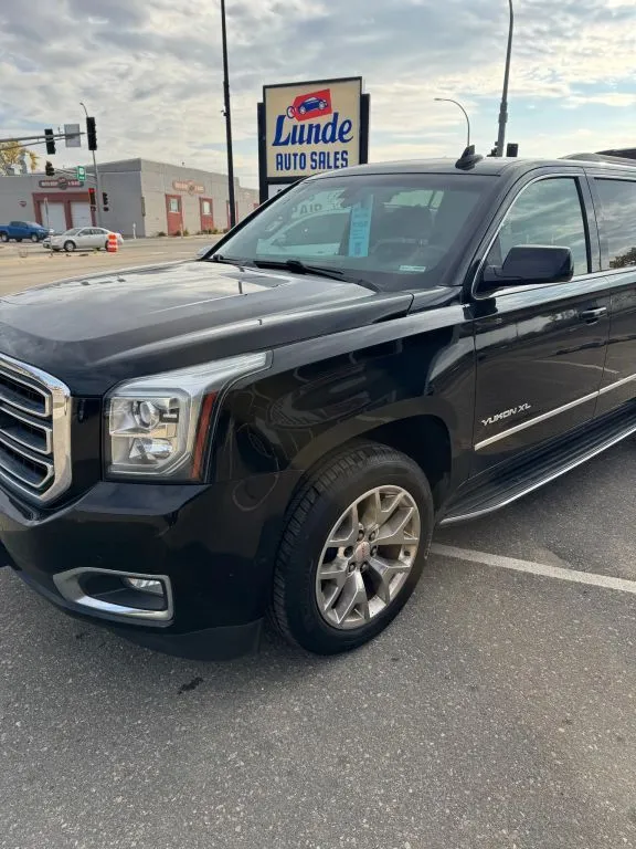 2016 GMC Yukon XL SLE