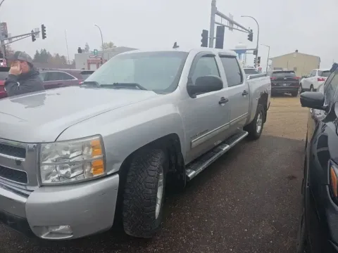 Silver 2011 Chevrolet Silverado 1500 Crew Cab LT Pickup 4D 5 3/4 ft for sale in Wadena, MN