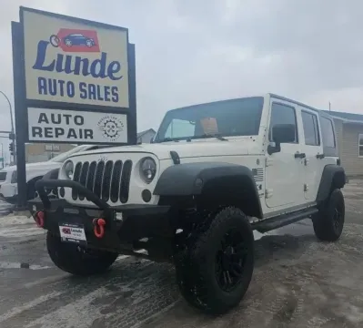 White 2008 Jeep Wrangler Unlimited X Sport Utility 4D for sale in Wadena, MN