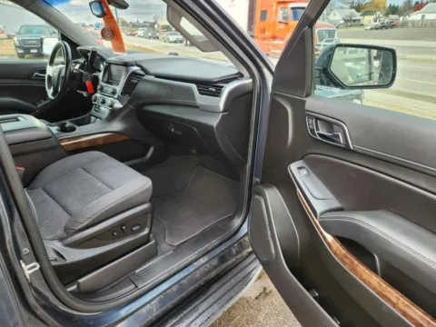 More photos of 2019 Chevrolet Tahoe LS Sport Utility 4D at Lunde Auto Sales, MN