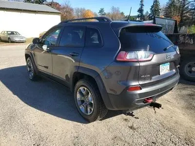 More photos of 2019 Jeep Cherokee TrailHawk Sport Utility 4D at Lunde Auto Sales, MN