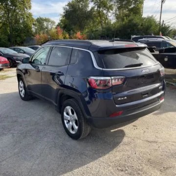 More photos of 2019 Jeep Compass Latitude Sport Utility 4D at Lunde Auto Sales, MN