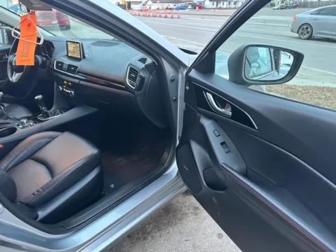 More photos of 2015 MAZDA MAZDA3 i Grand Touring Hatchback 4D at Lunde Auto Sales, MN