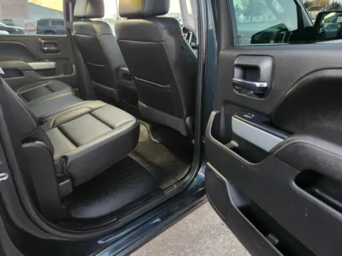 More photos of 2017 Chevrolet Silverado 1500 Crew Cab Z71 LTZ Pickup 4D 5 3/4 ft at Lunde Auto Sales, MN