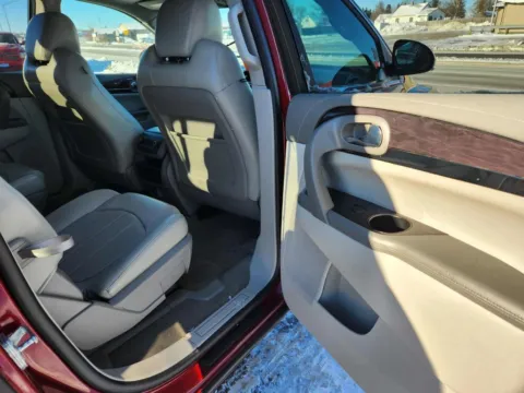 More photos of 2017 Buick Enclave Premium Sport Utility 4D at Lunde Auto Sales, MN