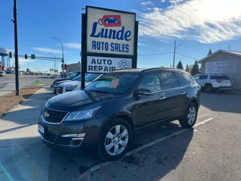 Gray 2016 Chevrolet Traverse LT Sport Utility 4D for sale in Wadena, MN