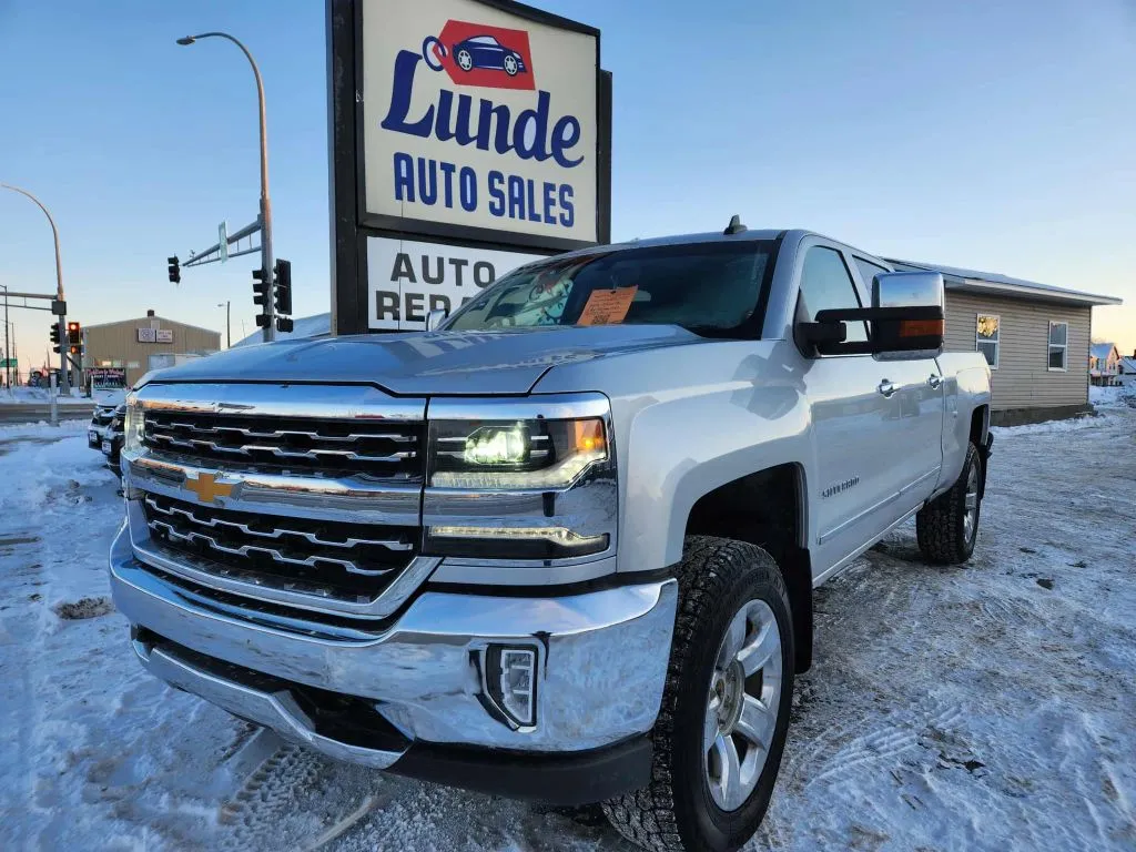 Silver 2017 Chevrolet Silverado 1500 Crew Cab LTZ Pickup 4D 6 1/2 ft for sale in Wadena, MN