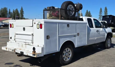 More photos of 2013 GMC Sierra 3500HD SLE at Family Motor Company, ID