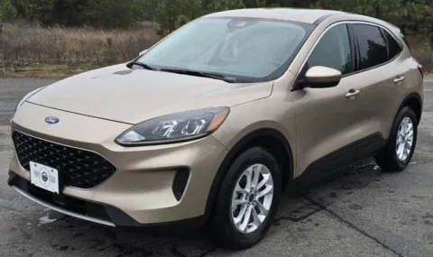Beige 2020 Ford Escape SE for sale in Athol, ID