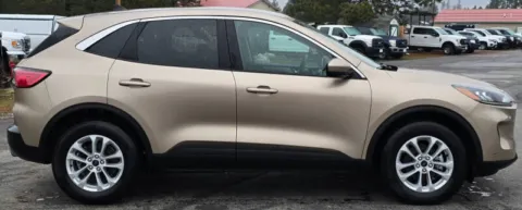 More photos of 2020 Ford Escape SE at Family Motor Company, ID